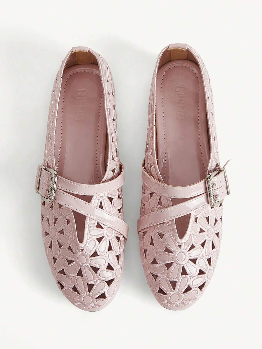 CUCCOO CHICEST 女款鏤空刺繡扣飾舒適平底鞋 - 粉色 - 查看 1