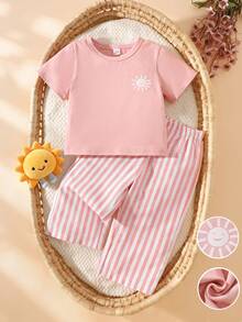 SHEIN Playful Pals 2件套嬰兒/幼兒女童甜美優雅可愛風春夏新款 粉色小太陽圖案圓領短袖上衣 + 粉白條紋長褲，柔軟舒適面料，適合日常穿著或戶外活動 - 粉色 - 查看 3