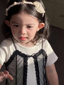 Dazy Kids 女童秋季服飾 2合1蕾絲拼接圓領短袖T恤 - 黑與白 - 查看 5