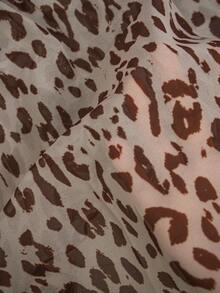 SHEIN Holidaya Women's Leopard Print Long-Sleeve Shirt With Ruffled V-Neck, Puff Sleeves, And Lantern Hem; Animal Print Shirt; Vintage, Sexy, And Elegant Top - Multicolor - View 5