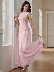 Anewsta Robe longue élégante et raffinée pour femme, style fête de la Saint-Valentin printemps/été, sans manches, col rond, taille cintrée, avec broderie florale et patchwork, pour soirée - Rose pâle - Voir 6