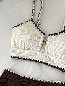 Swim Lushoire Set Baju Renang Wanita untuk Liburan dengan Gesper Logam Bertekstur dan Bordir Motif Kerang, Atasan Tank Top dan Bawahan Bikini Segitiga - MultiWarna - View 6