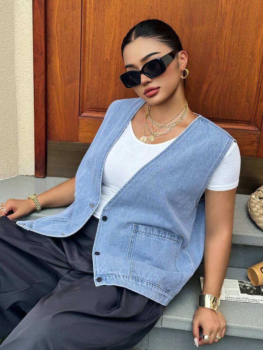 Dazy Plus Light-Wash Blue Two-Tone Loose Fit Sleeveless Denim Vest With Large Pockets And Button Front - Light Wash - View 1