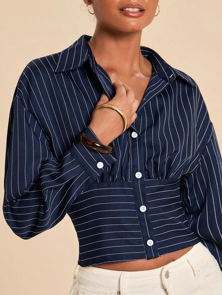 SHEIN x Rafa Kalimann Travachic Kemeja Wanita Bergaris Lipit Kasual Serbaguna untuk Pemakaian Sehari-hari - Navy Blue - View 1