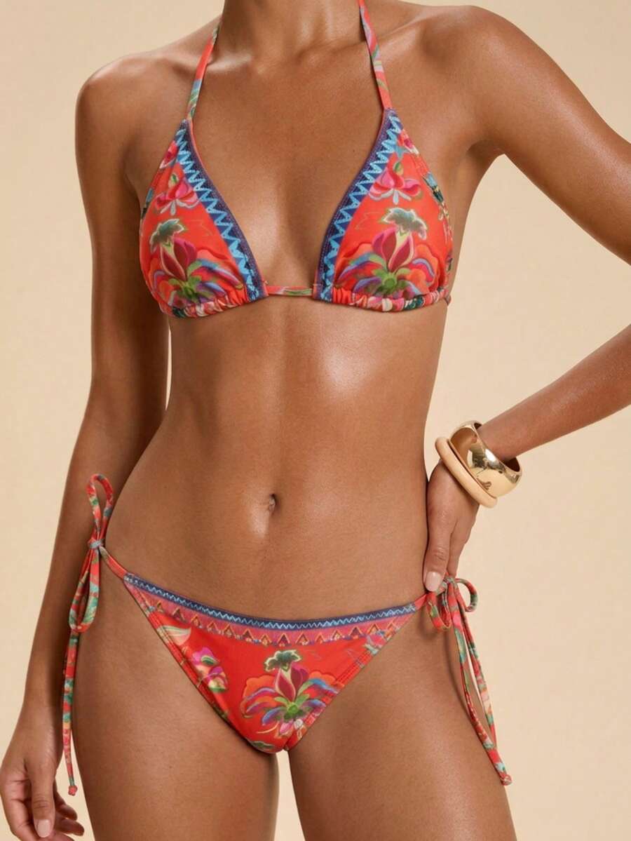 Travachic 女款夏季海灘花卉印花掛脖綁帶性感時尚比基尼兩件式泳衣套裝 - 彩色 - 查看 1