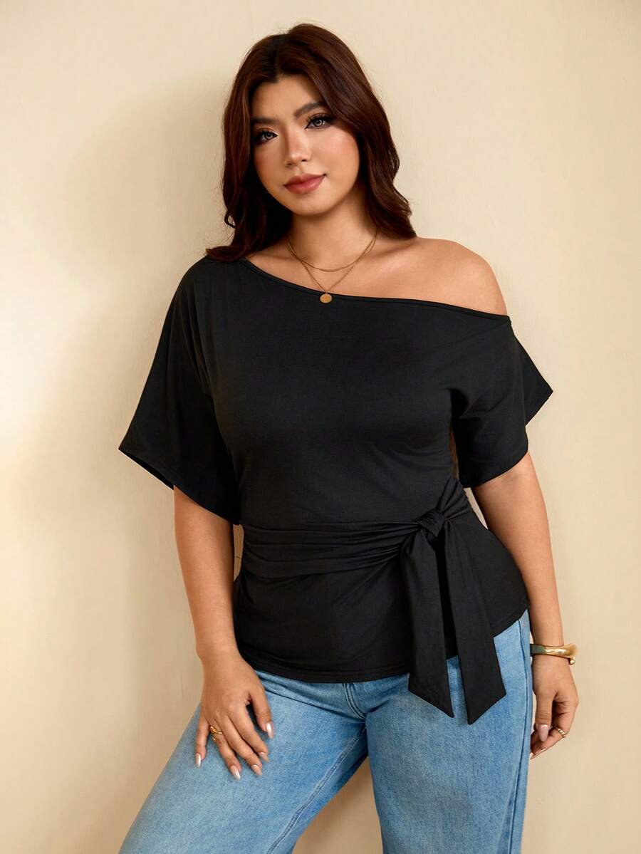 Edennvi Plus Size Solid Color Minimalist Asymmetrical Shoulder Tie Ruched T-Shirt For Daily Wear - Black - View 1