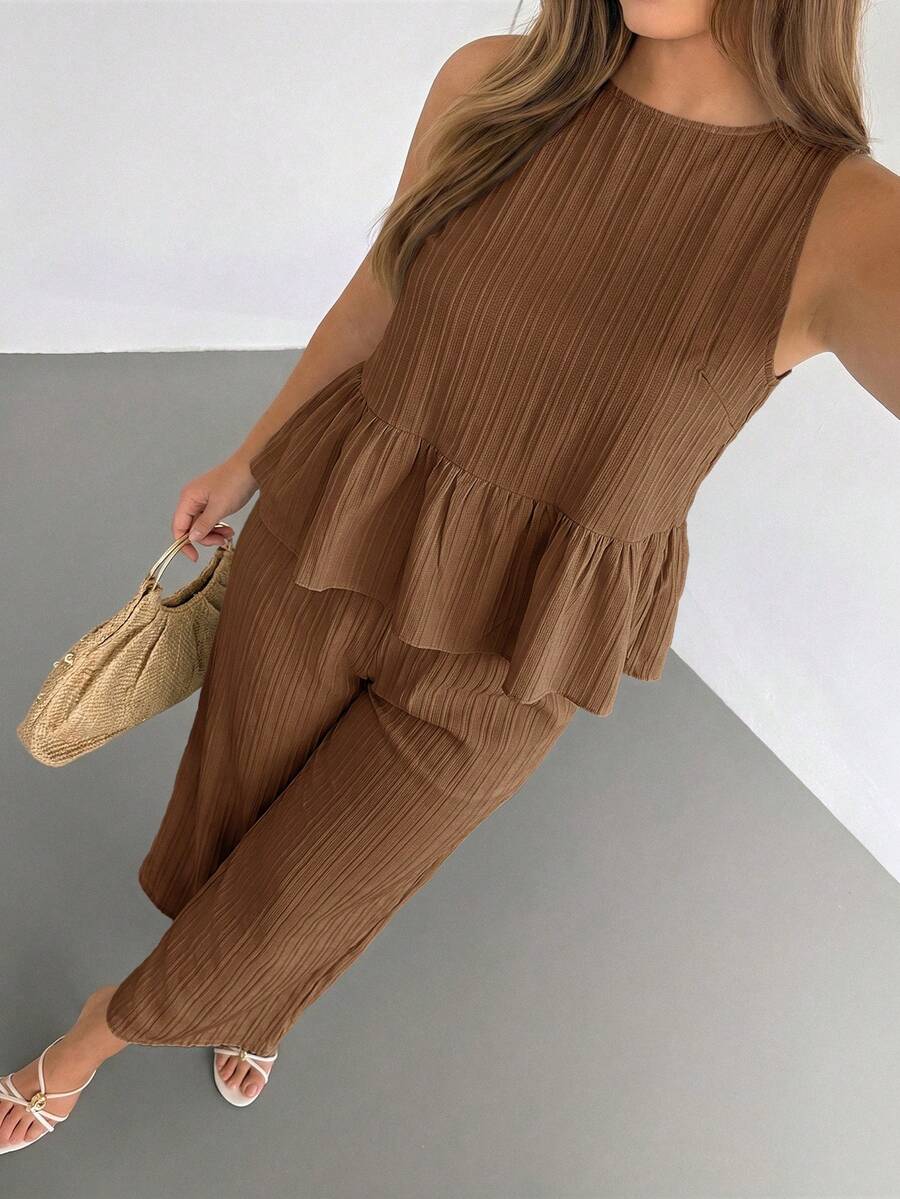 Auralis Spring/Summer Casual Comfortable Green Plaid Sleeveless Pullover Top With Ruffle Hem & Wide Leg Pants With Pockets And Elastic Waistband Plus Size 2-Piece Set/Vintage Academic Back To School Outfit/Casual/Vacation/Outing/Plus Size Set/Suit Set