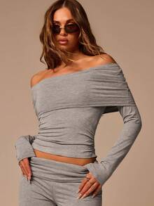 Athîral Women's Casual Sexy Off-Shoulder Long Sleeve Fitted Top And Fold-Over Waist 7/8 Pants 2-Piece Set, Autumn Daily Vacation Date Club Going Out Night Out - Grey - View 1
