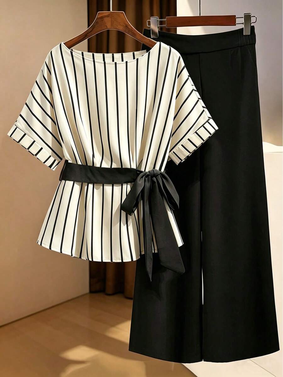 SHEIN LUNE 两件套女士条纹系带短袖上衣和休闲口袋长裤套装 - 黑色 - 查看 1