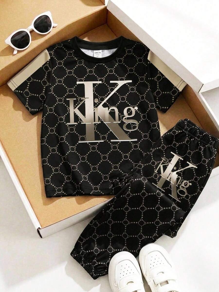 SHEIN Kids Young Boys Casual Minimalist Crew Neck Short Sleeve & Long Pants Set, Classic Cool Color Block Patchwork Graphic Print, Classic New Text Print