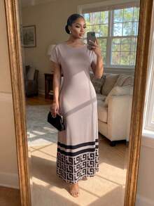 SHEIN Lady CURVE 大尺碼女款拼色休閒日常夏季旅行連身裙 - 卡其色 - 查看 1