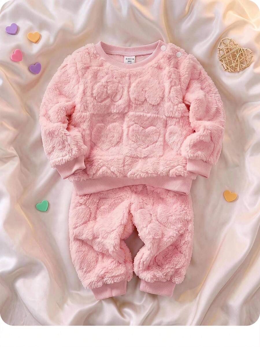 SHEIN 新生兒寶寶愛心毛絨長袖衛衣與長褲套裝 - 粉色 - 查看 1
