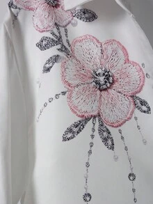 SHEIN 女童休閒街頭風校園時尚翻領長袖鈕扣式鏤空花卉圖案百搭秋冬襯衫上衣 - 白色 - 查看 5