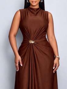 SOLERSUN Plus Size Women Solid Color Elastic Waist Pleated Asymmetric Elegant Dress, Suitable For All Seasons - Coffee Brown - View 5