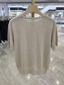 SHEIN Holidaya 中年女性寬鬆極簡純色圓領短袖針織上衣 - 卡其色 - 查看 2