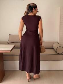 Maria Perezxox Fashionable Solid Color Cinched Waist Fitted Knit Maxi Dress, European And American Style Elegant Summer - Coffee - View 2