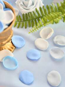 50 Pcs 100 Pcs Kelopak Bunga Sutra Campuran Biru Langit, Kelopak Mawar Buatan untuk Dekorasi Meja Tengah Pesta Pernikahan, Lamaran, dan Acara Bridal Shower. - Pencampuran warna biru langit - View 4