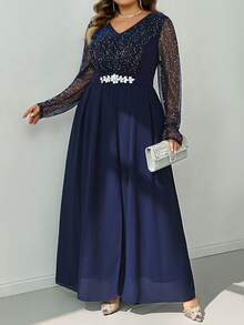 SHEIN CURVE+ فستان مقاس كبير مزين بالترتر والشبكة مع رقعات وأكمام طويلة وزينة من أحجار الراين على الخصر أنيق، شتاء 2026 22W خريف - أزرق بحري - مشاهدة 3
