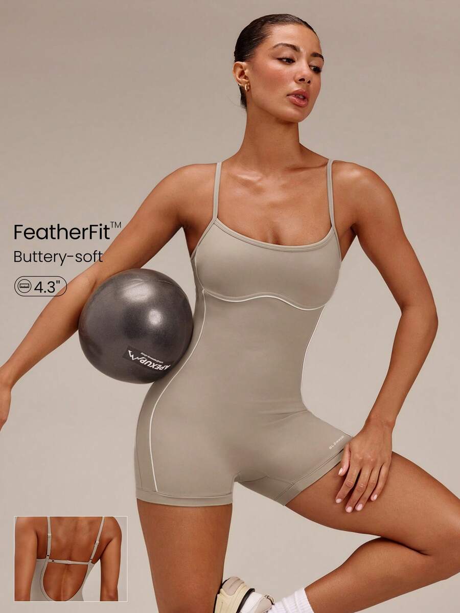 GLOWMODE 4.3" FeatherFit™ How Low Can You Go 雙色低背連身衣，可調式肩帶與可拆式胸墊，適合瑜伽、皮拉提斯、工作室夏季穿著 - 卡其色 - 查看 1