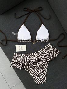 SHEIN Swim 女款夏季海灘簡約優雅浪漫休閒度假性感甜美可愛時尚戶外泳衣套裝，百搭萬用斑馬紋掛脖比基尼配2合1荷葉邊迷你裙，金屬花朵吊墜裝飾，適合海灘、度假村、SPA、音樂節、蜜月及休閒度假 - 彩色 - 查看 3