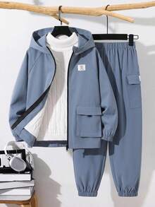 SHEIN 2件組兒童青少年男孩休閒連帽外套與工裝長褲套裝，適合秋冬、學校、家庭聚會、開學季、運動、生日派對，秋季穿搭，冬季穿搭 - 霧霾藍 - 查看 4