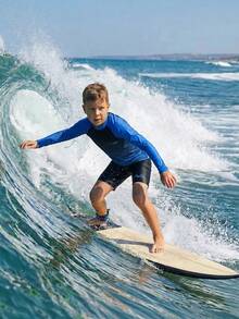 SHEIN Tween Boy Casual Minimalist Yellow & Black Ombre Rash Guard & Swim Trunks Set, Suitable For Summer - Blue - View 1
