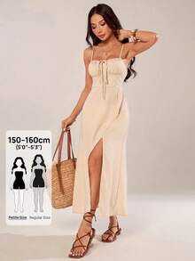 SHEIN PETITE 2026年女款春夏度假系列：優雅杏色細肩帶洋裝，附百褶下擺與開衩設計。適合居家、外出、海灘、時尚造型、休閒穿著、通勤、度假、浪漫場合及日常穿搭，提供多樣化造型選擇。適合日常穿著、休閒造型、度假、郵輪、海灘、曬日光浴、熱銷款、街頭風、婚禮賓客服裝、波希米亞風、通勤、早午餐及機場穿搭。適合嬌小女性 - 杏色 - 查看 10