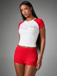 BABYPHAT 水鑽 Logo 胸前印花圓領短袖修身短版 T-shirt 夏季音樂節 Y2K 風格上衣 - 紅白色 - 查看 4