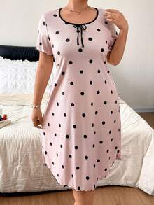 Napfluff CURVE Napfluff CURVE Váy ngủ size lớn tay ngắn viền bèo màu tương phản họa tiết chấm bi - Màu Hồng  San hô - Xem 2