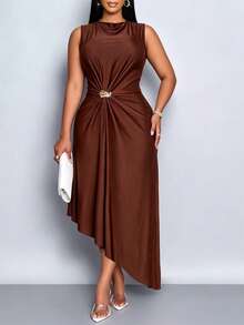 SOLERSUN Plus Size Women Solid Color Elastic Waist Pleated Asymmetric Elegant Dress, Suitable For All Seasons - Coffee Brown - View 4