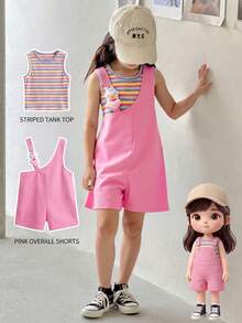 SHEIN Genkimix Kids 女童夏季新款休闲上衣和背带短裤套装，条纹上衣搭配粉色吊带裤，饰有可爱的熊心图案，百搭甜美，适合女孩穿着。可爱套装，女童夏季服装，适合年轻女孩夏季度假穿着。 - 玫紅色 - 查看 2