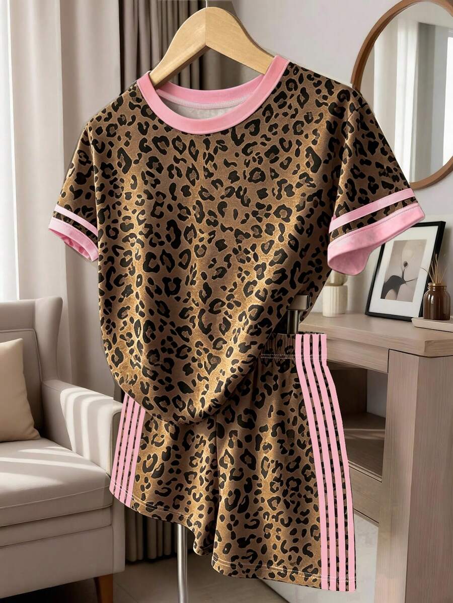 SHEIN 女童夏秋休閒時尚創意豹紋日常款舒適短袖T恤套裝，適合女孩子穿著，舒適夏秋風格，簡約日常穿搭 - 彩色 - 查看 1