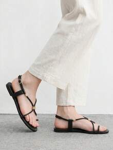 CUCCOO BIZCHIC French-Toed Roman Sandals For Women, Cross-Strapped Metal Embellishment, Flat-Bottomed Comfortable And Versatile Women's Shoes - Black - View 4