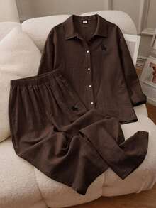 SHEIN Tween女孩淺卡其色紋理兩件套，刺繡翻領長袖襯衫搭配同布料鬆緊腰寬腿褲，親膚材質，休閒隨性風格女孩服飾，春夏/秋冬日常街頭通勤穿搭，小眾設計極簡套裝 - 棕色 - 查看 6