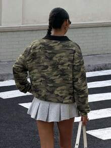 Muchica 休閒街頭風女款黑色對比色 Polo 領長袖綠色迷彩滿版印花寬鬆衛衣，適合秋冬 - 彩色 - 查看 2