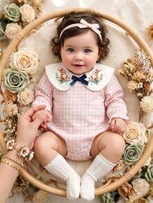SHEIN Vintaside Kids 女嬰田園風刺繡娃娃大領結蝴蝶結可愛荷葉邊鬆緊袖口長袖連身衣 秋季 - 粉色 - 查看 1