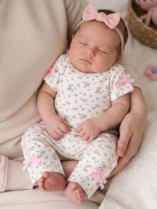 SHEIN Vintaside Kids 新生女嬰粉黑時尚套裝 短袖上衣配3D蝴蝶結 可愛套裝 適合0-9個月嬰兒 - 米色 - 查看 10