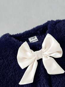 SHEIN Elladie kids 女嬰幼兒秋冬新款百搭優雅毛絨蝴蝶結開襟外套，適合外出，米色/杏色，完美適配日常穿著與派對場合 - 藏蓝色 - 查看 3