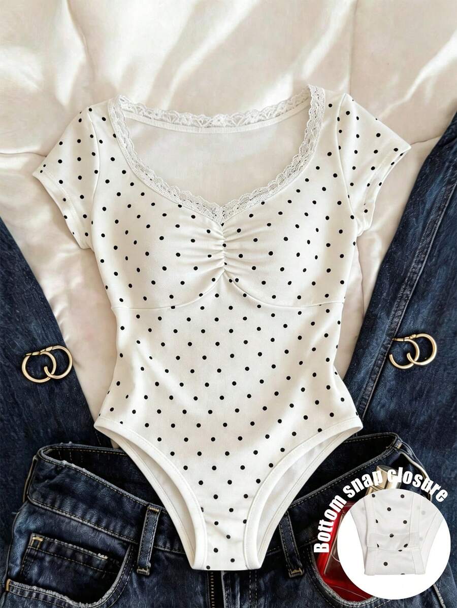 Franclia Lace V-Neck Short Sleeve Bodysuit, Slim Fit Layering Top For Summer - White - View 1