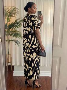 SHEIN Lady CURVE 大尺碼女款缺口V領滿版印花休閒優雅日常夏季洋裝 正式生日婚禮賓客米色 - 杏色 - 查看 2