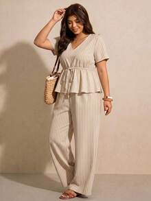 SHEIN Essnce Khaki Striped Shirt And Pants 2 Pieces Set, Plus Size - Multicolor - View 3