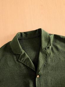 Manfinity Hypemode Men's Solid Color Lapel NeckShort Sleeve Single-Breasted Casual Shirt - Green - View 4