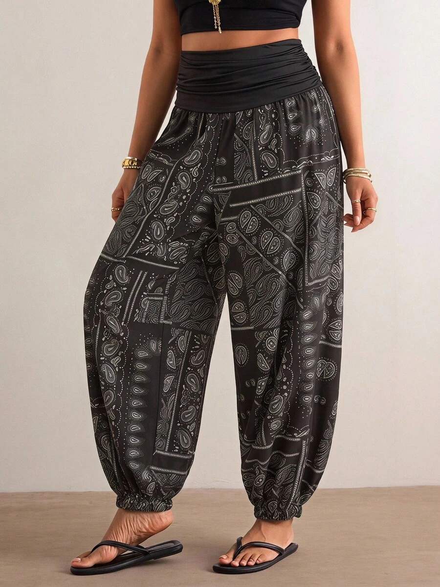 Freevana Women's Plus-Size Black Harem Pants, Balloon Pans, Paisley Print, Loose Fit, Casual Street Style, Suitable For Spring, Summer And Early Autumn, Boho - Black and White - View 1