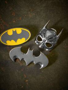 BATMAN X SHEIN 3件組時尚黑色鋅合金胸針別針套組，包包掛飾裝飾品，適合作為禮物、收藏與紀念品 - 銀色 - 查看 2