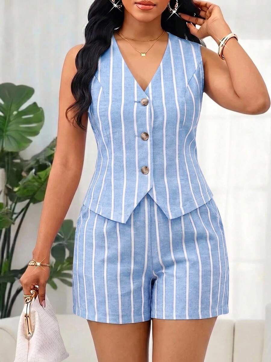 SHEIN Lady 女款藍白條紋鈕扣背心與休閒熱帶風短褲兩件套,教師節夏季早午餐辦公穿搭 - 淺藍色 - 查看 1
