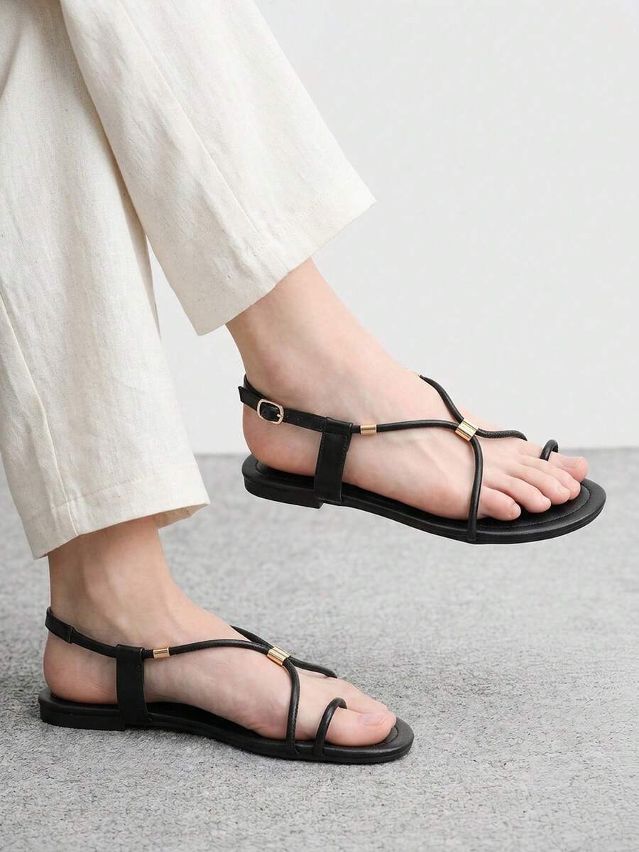 CUCCOO BIZCHIC French-Toed Roman Sandals For Women, Cross-Strapped Metal Embellishment, Flat-Bottomed Comfortable And Versatile Women's Shoes - Black - View 1