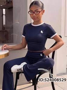 藏蓝色