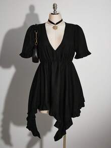 SHEIN ICON 女款大尺碼復古哥德風性感千禧Y2K簡約優雅日常通勤休閒深V領不對稱荷葉邊黑色洋裝萬聖節 - 黑色 - 查看 6