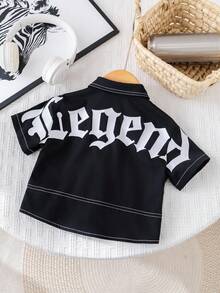 SHEIN 100% Baumwolle Baby Jungen/Mädchen/Kleinkind Junge Lässige vielseitige Mode Buchstaben Muster Schwarz Kurzarm Hemd, geeignet für Innen, Außen, Alltag, Sport, Spiel, Party, Fotoshooting, Urlaub, Frühling/Sommer - Schwarz - Übersicht 7