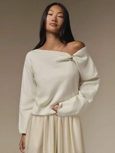 COSMINA Damen Lässig Eleganter Off-Shoulder Pullover Mit Metall Schnallen Dekor Brunch Abendessen Off-White Herbst